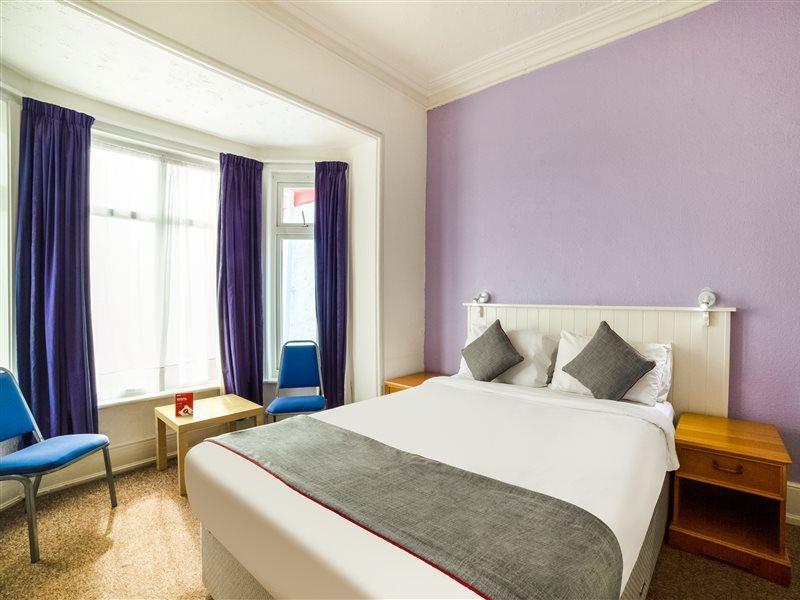 Marina Hotel Сандаун Екстериор снимка
