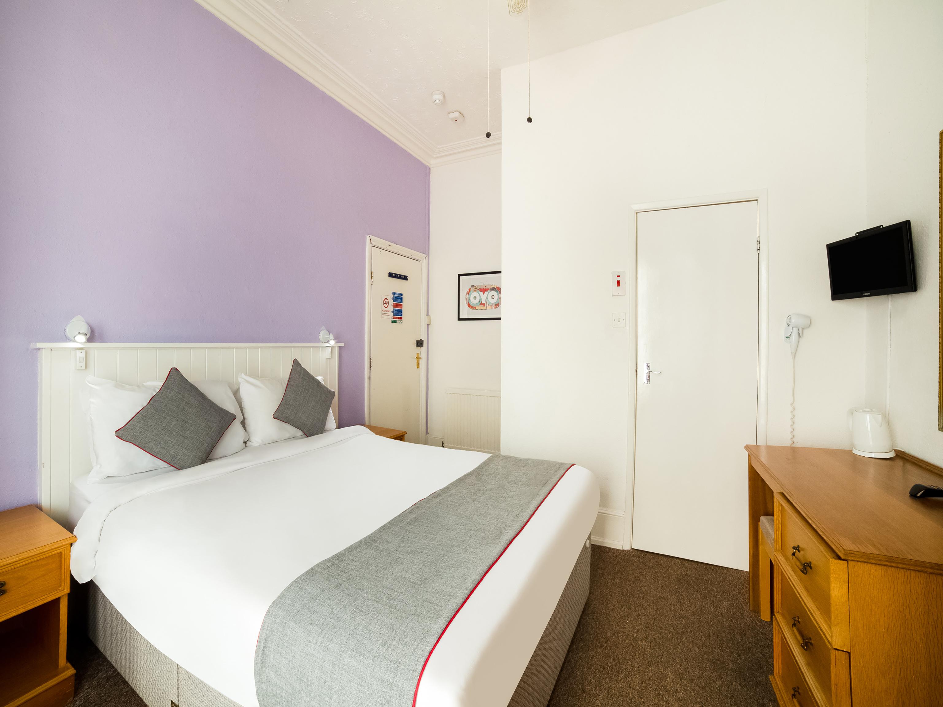 Marina Hotel Сандаун Екстериор снимка