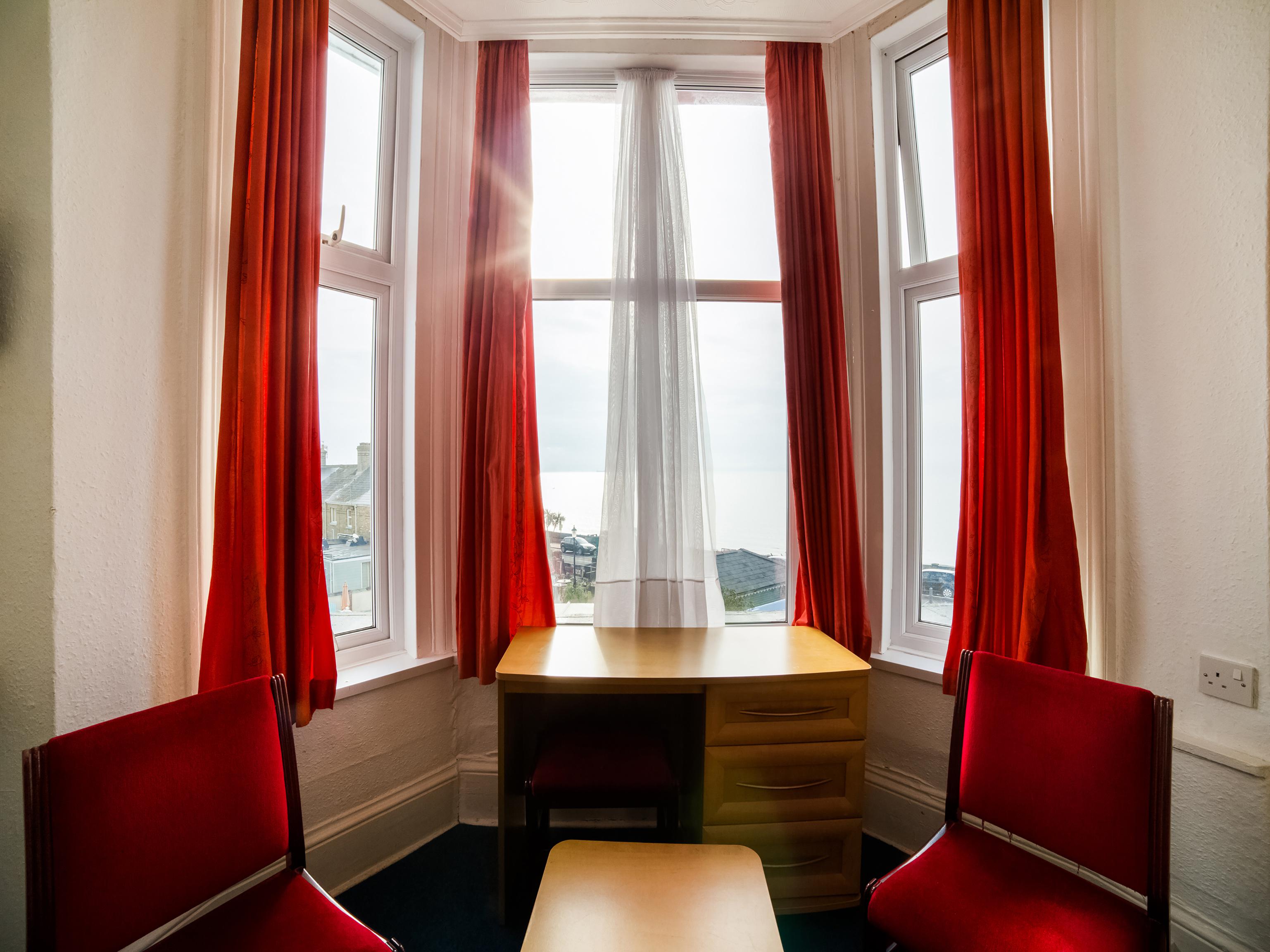 Marina Hotel Сандаун Екстериор снимка