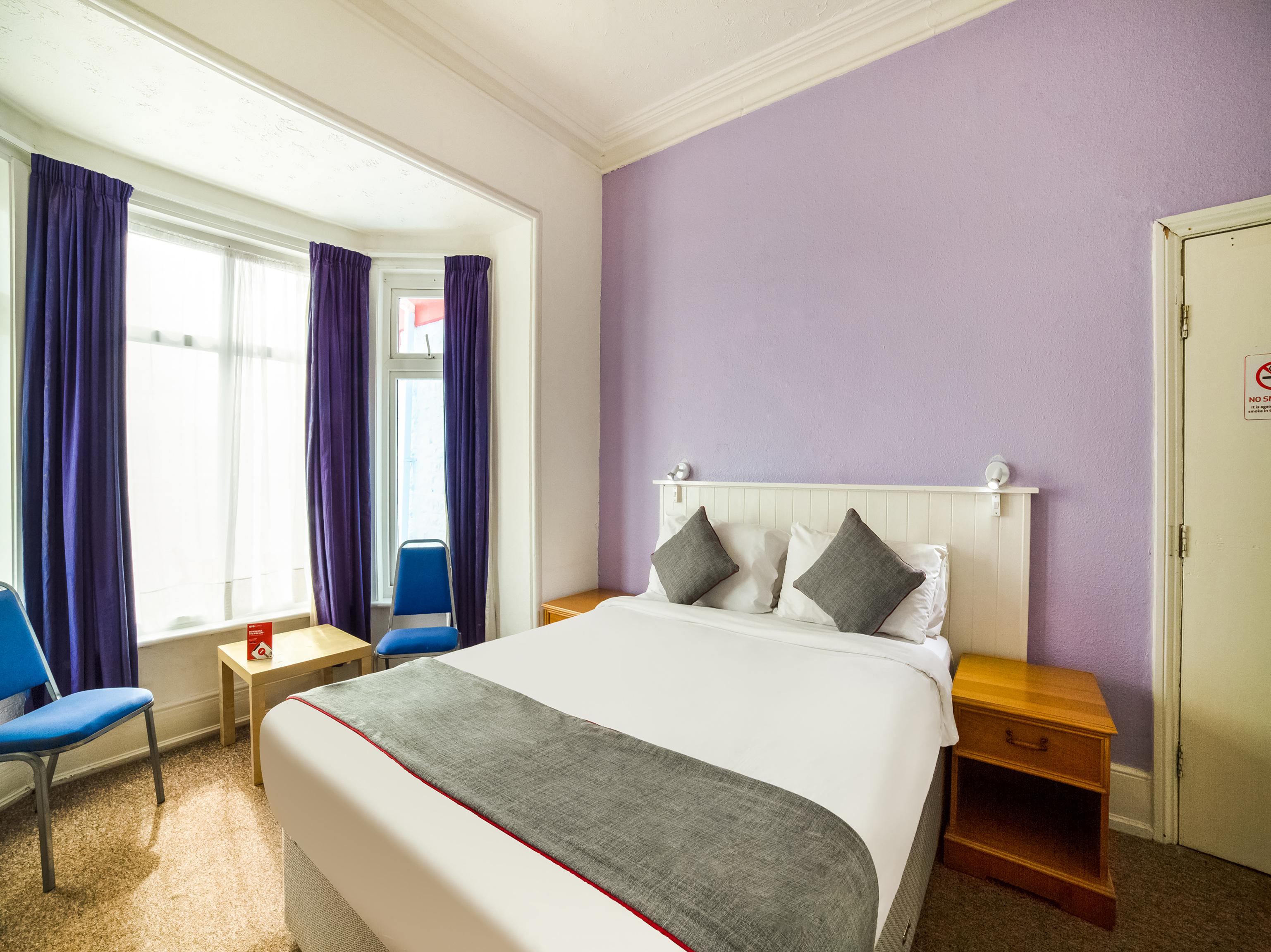 Marina Hotel Сандаун Екстериор снимка